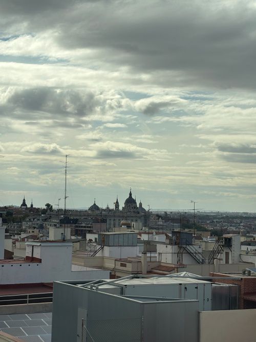 Vista exterior de Ático en venta en  Madrid Capital con Aire acondicionado, Calefacción y Parquet