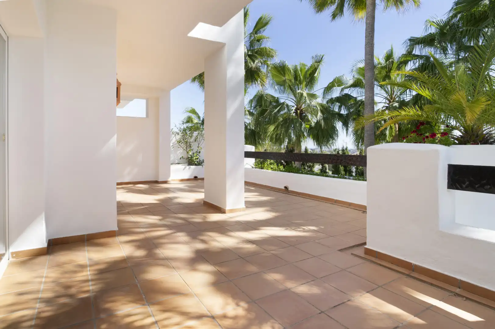 Apartment mit Pool zum Verkauf in Nueva Andalucía