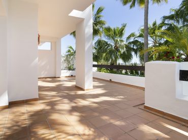 Apartament amb piscina en venda a Nueva Andalucía