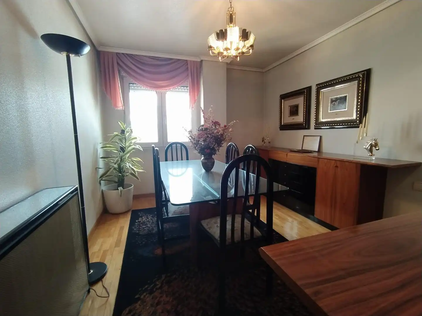 Comedor de Dúplex en venta en Ponferrada con Calefacción, Parquet y Trastero
