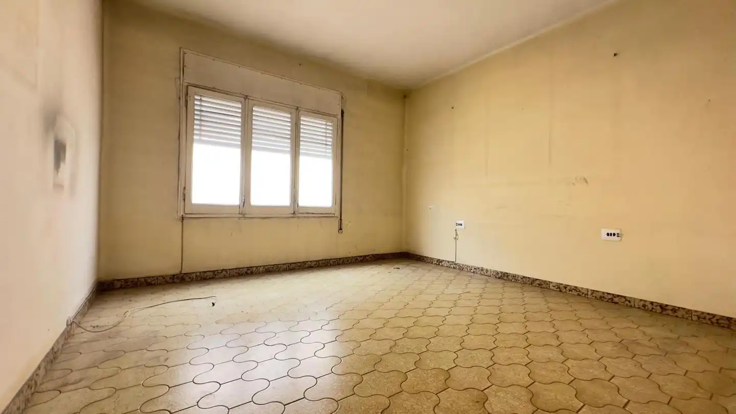 Piso con terraza en venta en calle del Montseny