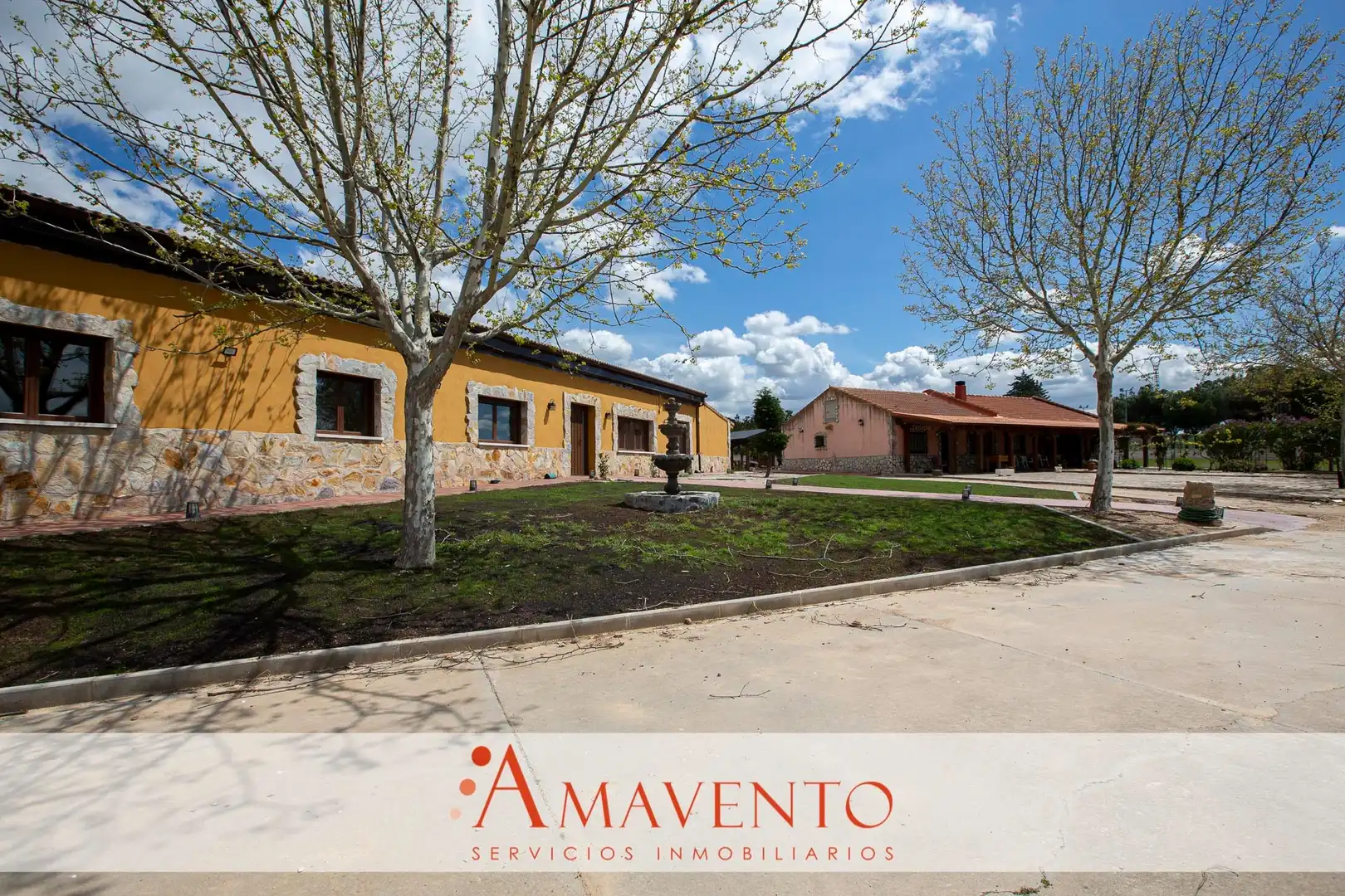 Exterior view of Country homes for sale in Talamanca de Jarama  with Air Conditioner, Heating and Private garden