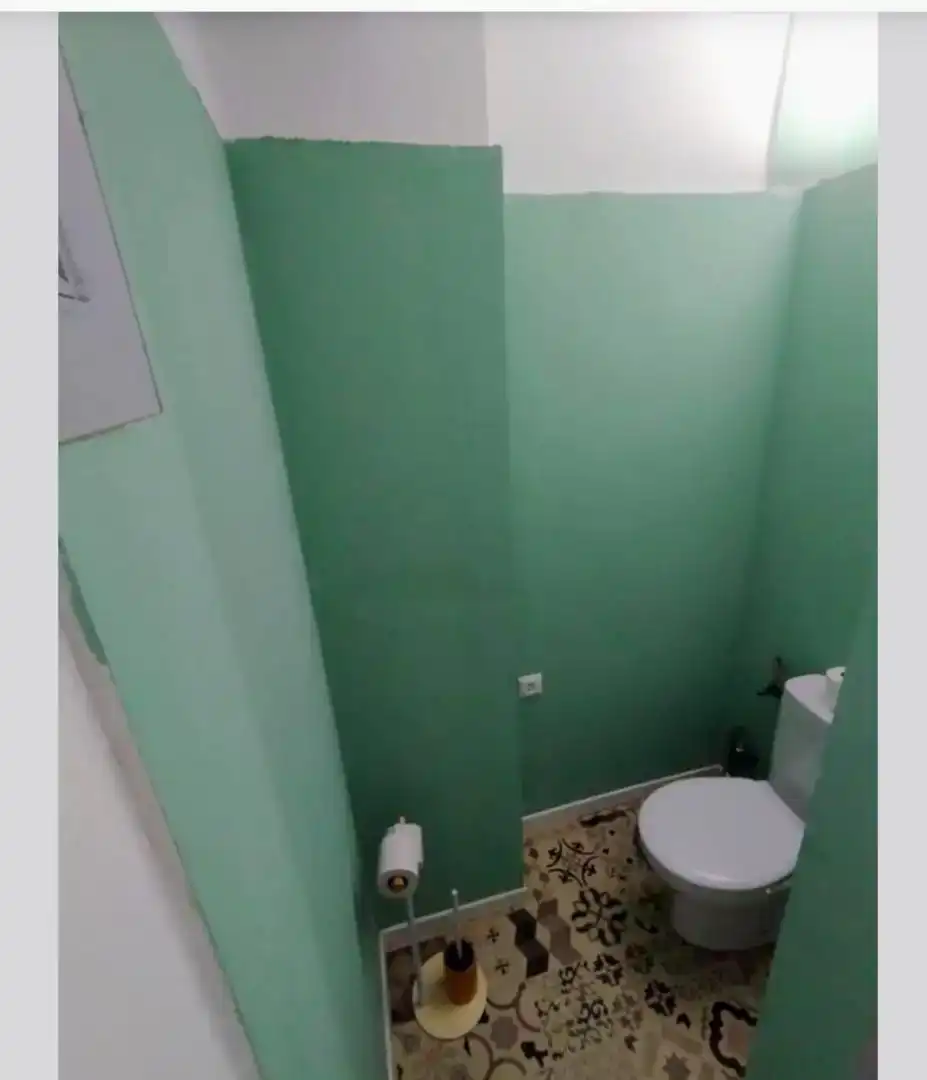 Bany de Casa adosada de lloguer en Villar del Arzobispo amb Aire condicionat, Parquet i Moblat