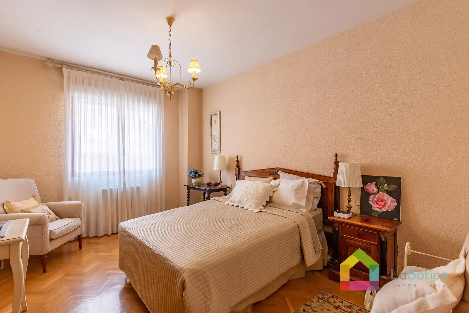 Bedroom of Flat for sale in Toledo  with Heating, Parquet flooring and Washing machine