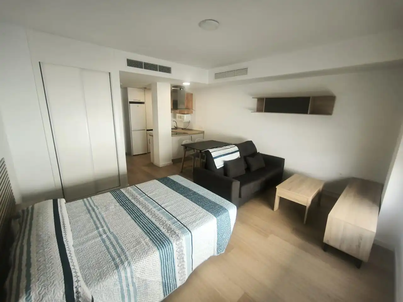Bedroom of Study for rent in Málaga Capital  with Air Conditioner, Terrace and Furnished
