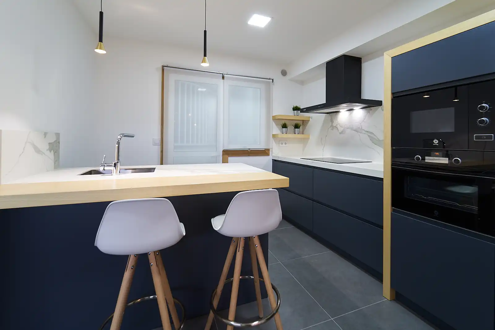 Cocina de Piso de alquiler en Vigo  con Amueblado y Se aceptan mascotas