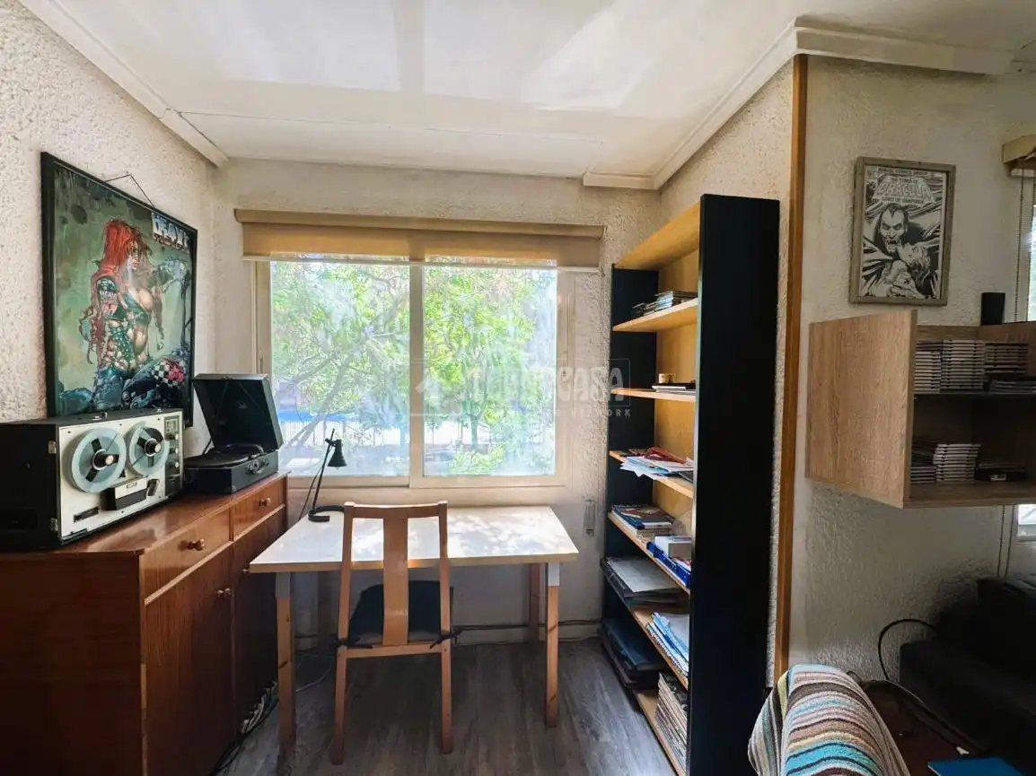 Bedroom of Flat for sale in Zaragoza