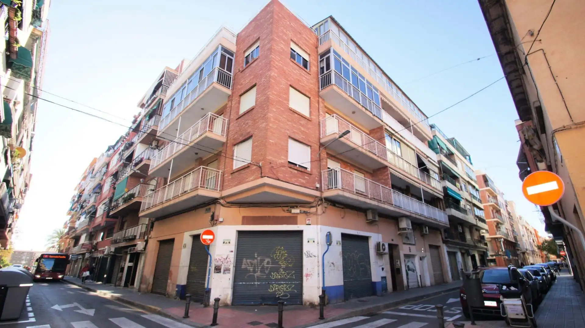 Außenansicht von Loft zum Verkauf in Alicante / Alacant mit Klimaanlage und Möbliert