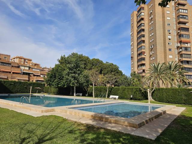 Piso en Venta en Tómbola