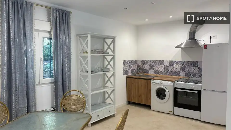 Kitchen of Flat for rent in Valdemorillo  with Air Conditioner, Heating and Furnished