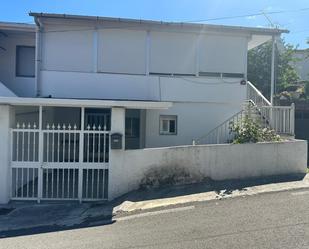 Vista exterior de Casa o xalet en venda en Ourense Capital  amb Jardí privat