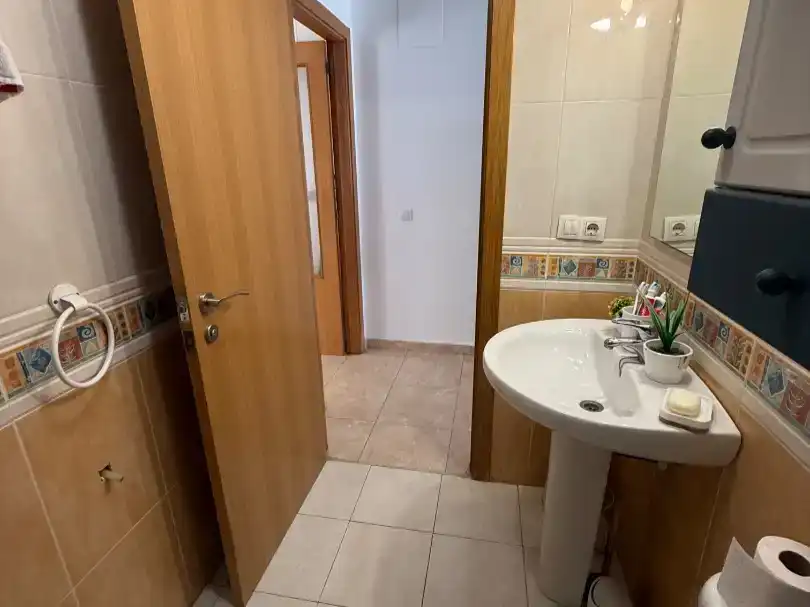 Bany de Pis en venda en Almazora / Almassora amb Jardí privat, Traster i Moblat