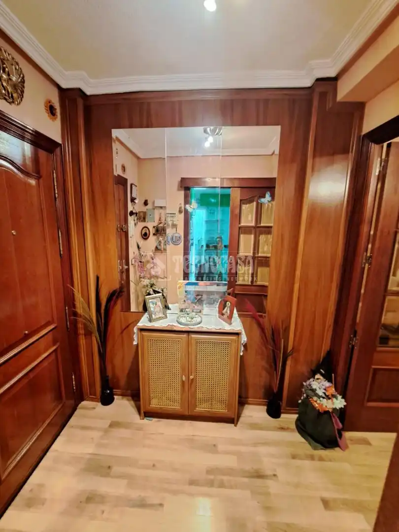 Piso en venta en Parla con Calefacción y Terraza