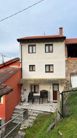 Casa-chalet en Venta en Vis en Amieva