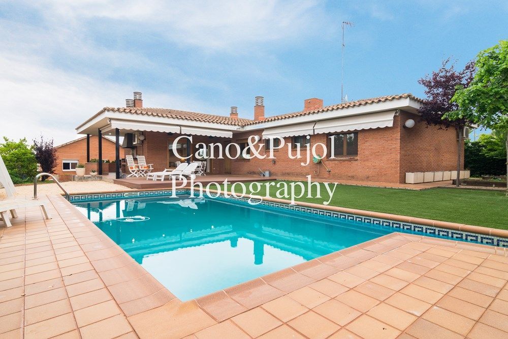 Swimming pool of House or chalet to rent in Sant Cugat del Vallès  with Air Conditioner, Heating and Terrace