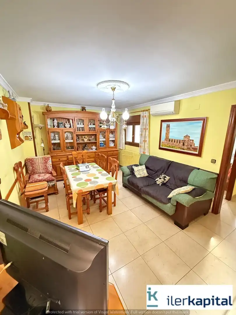 Wohnzimmer von Maisonette zum Verkauf in Lleida mit Klimaanlage, Heizung und Terrasse