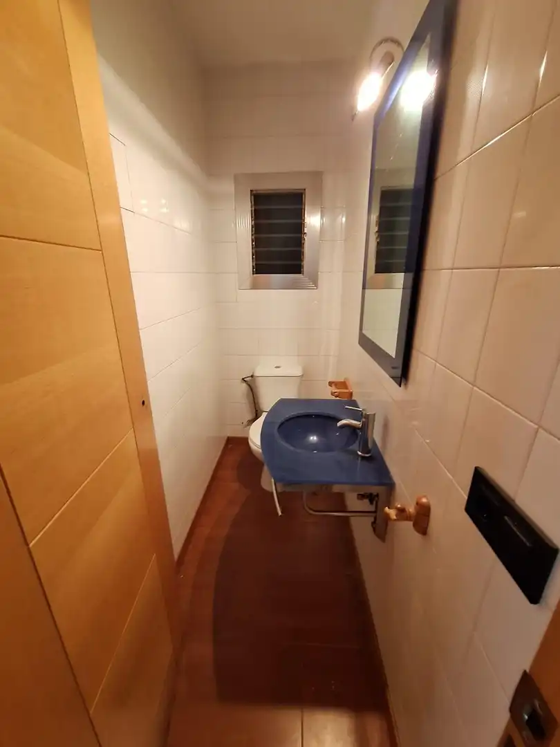 Bathroom of Flat for sale in Font Pudenta