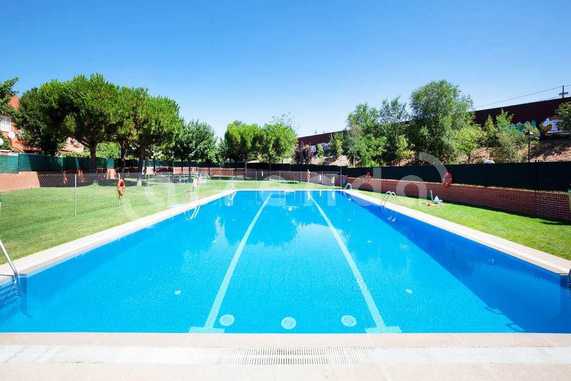 Piso de alquiler en Dragonera, 26, Estación