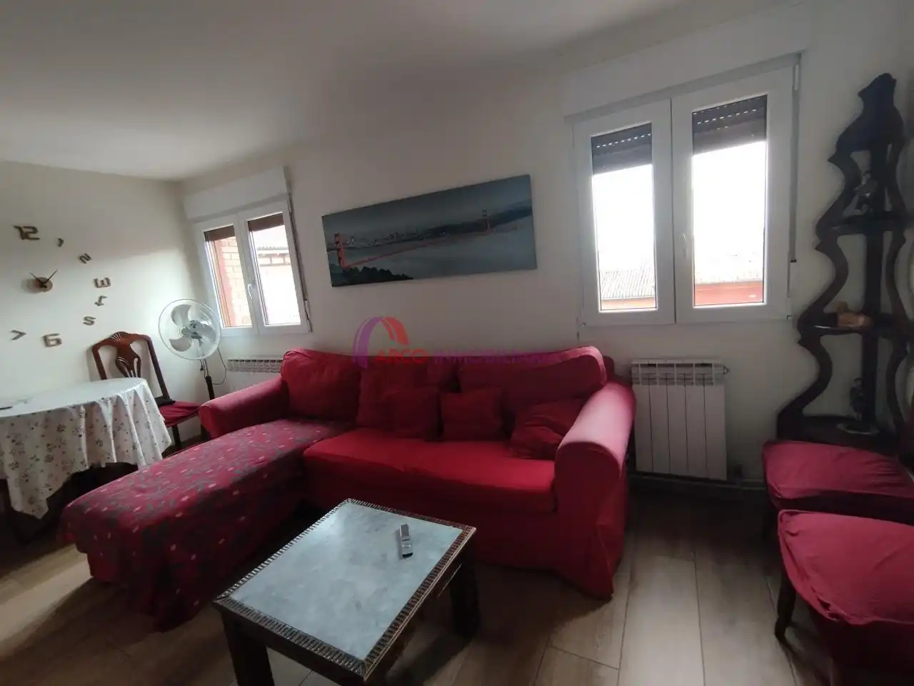 Sala d'estar de Pis en venda en Burgos amb Calefacció, Parquet i Moblat