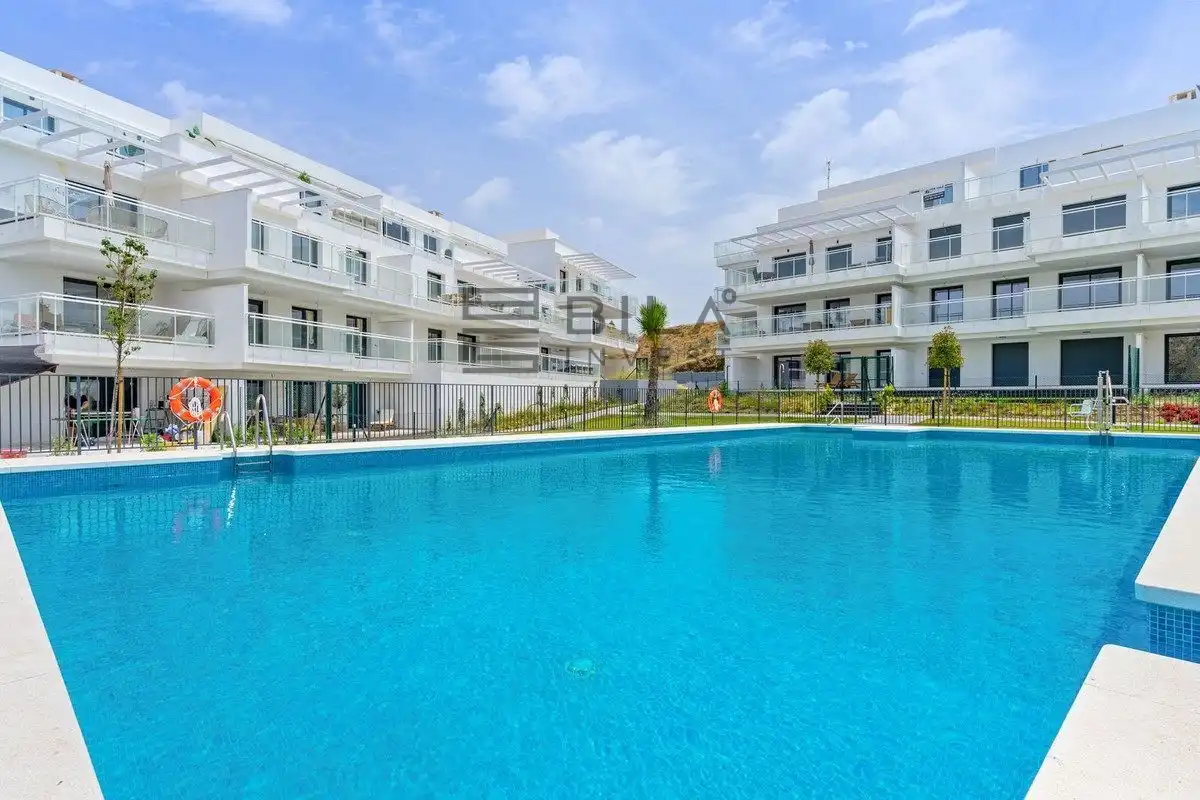 Wohnung mit Pool zum Verkauf in Urb. El Lagar