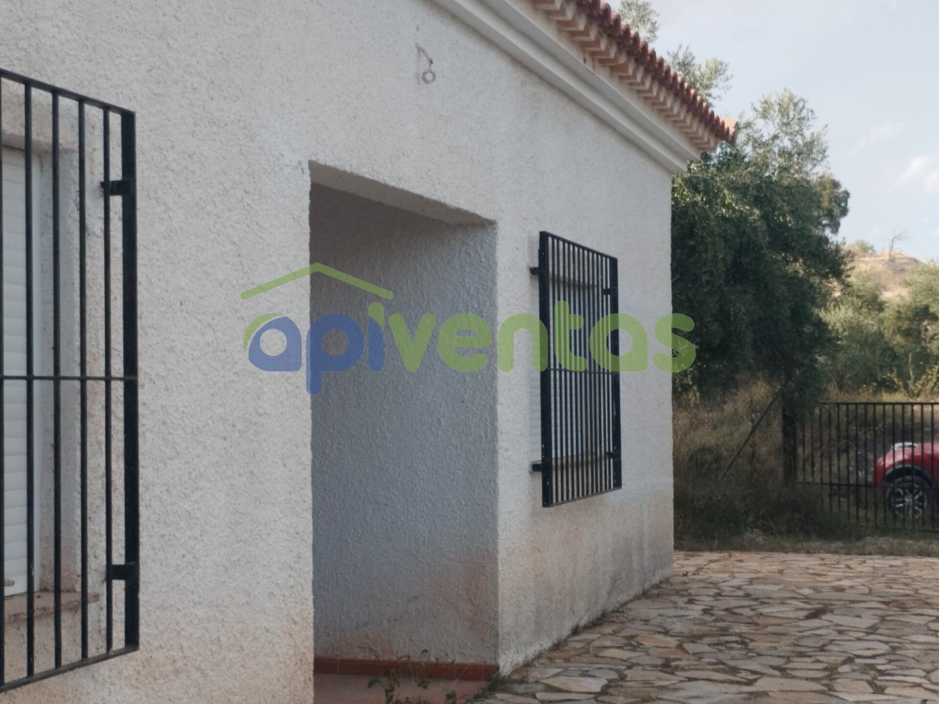 Vista exterior de Finca rústica en venda en Vélez-Blanco amb Jardí privat