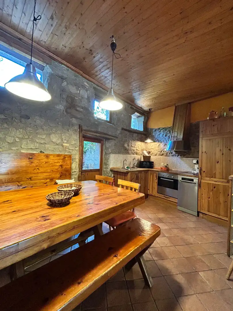 Cocina de Finca rústica en venta en Alpens con Calefacción, Parquet y Amueblado