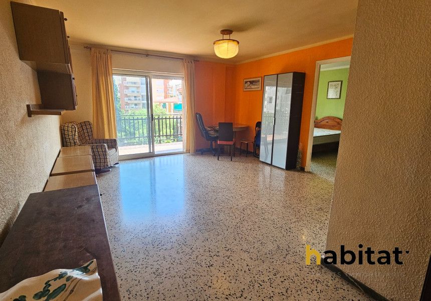 Exterior view of Flat for sale in  Tarragona Capital  with Terrace, Furnished and Balcony