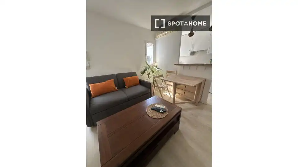 Appartement avec terrasse à louer à Tetuán