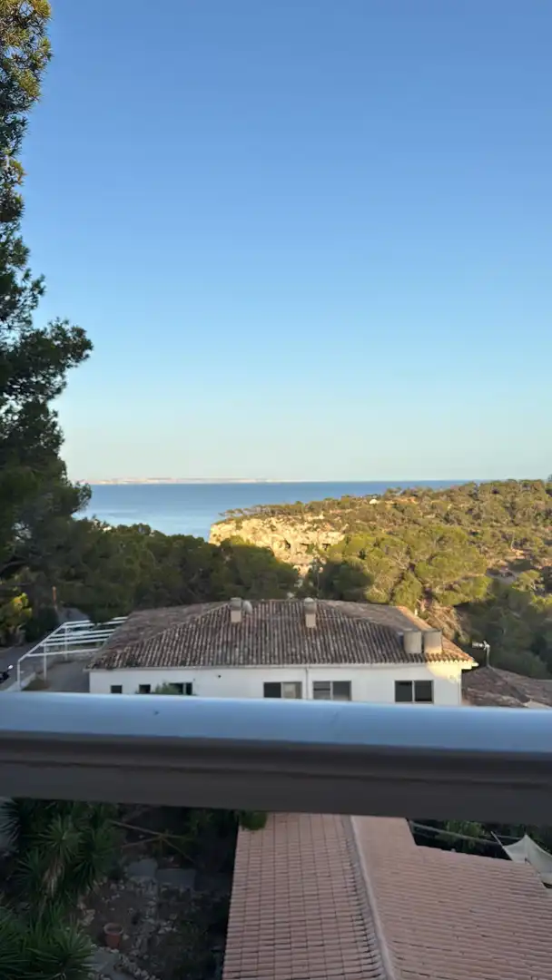 Vista exterior de Apartamento en venta en Calvià con Aire acondicionado, Terraza y Amueblado