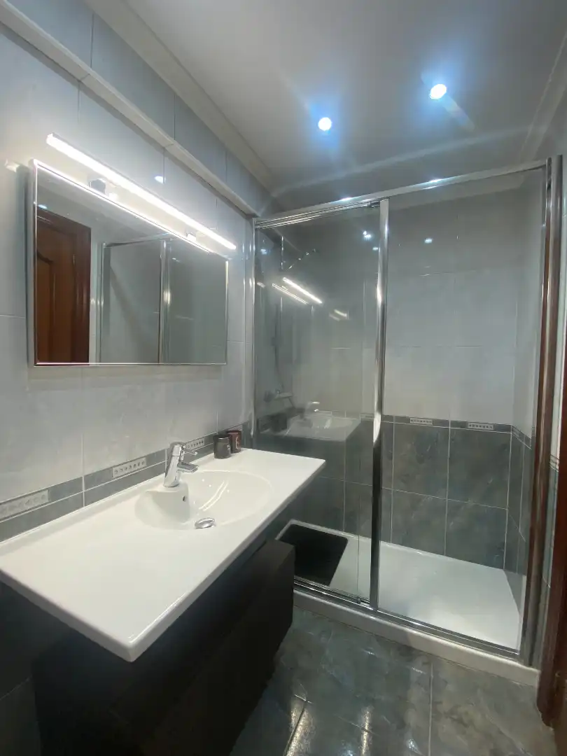 Baño de Piso en venta en Aretxabaleta con Trastero, Amueblado y Balcón