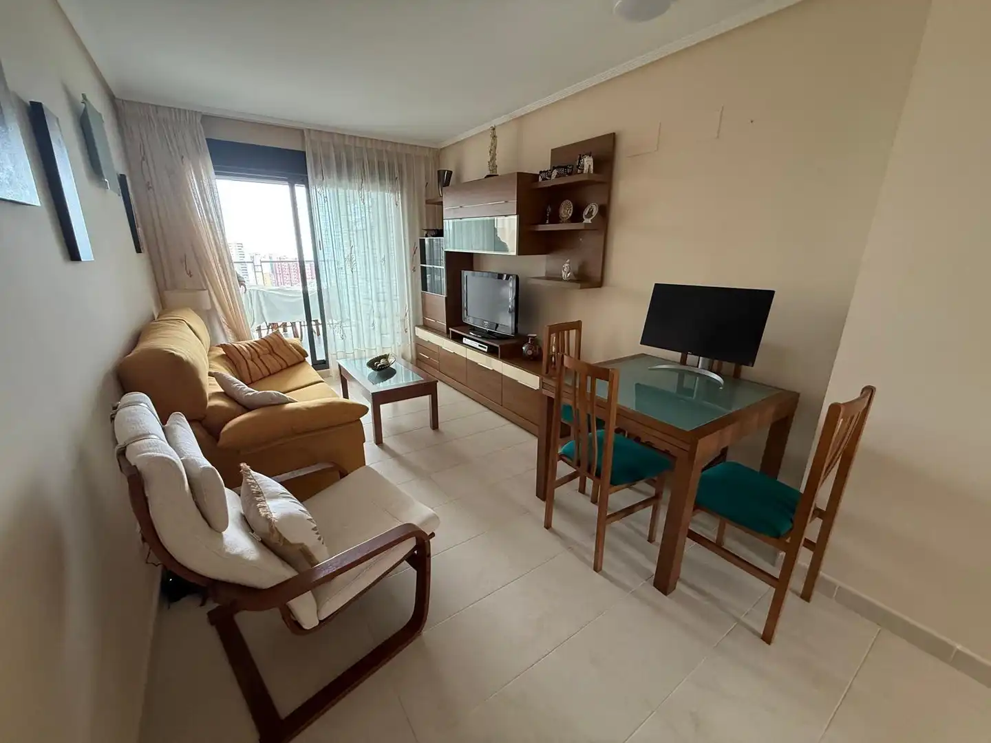 Living room of Flat for rent in Benidorm  with Air Conditioner, Heating and Private garden