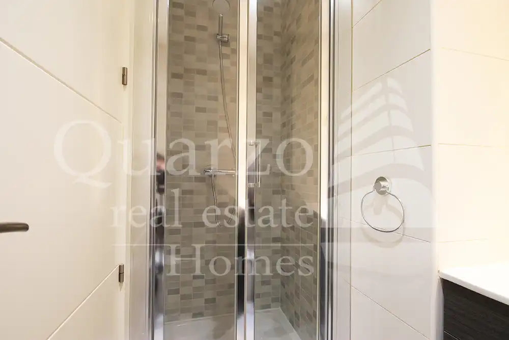 Baño de Piso en venta en Madrid con Aire acondicionado, Calefacción y Trastero