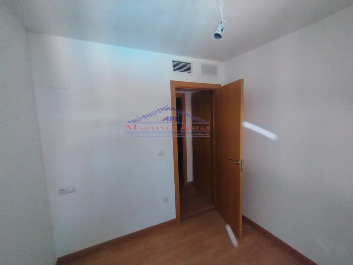Bedroom of Flat for sale in Los Villares  with Community pool