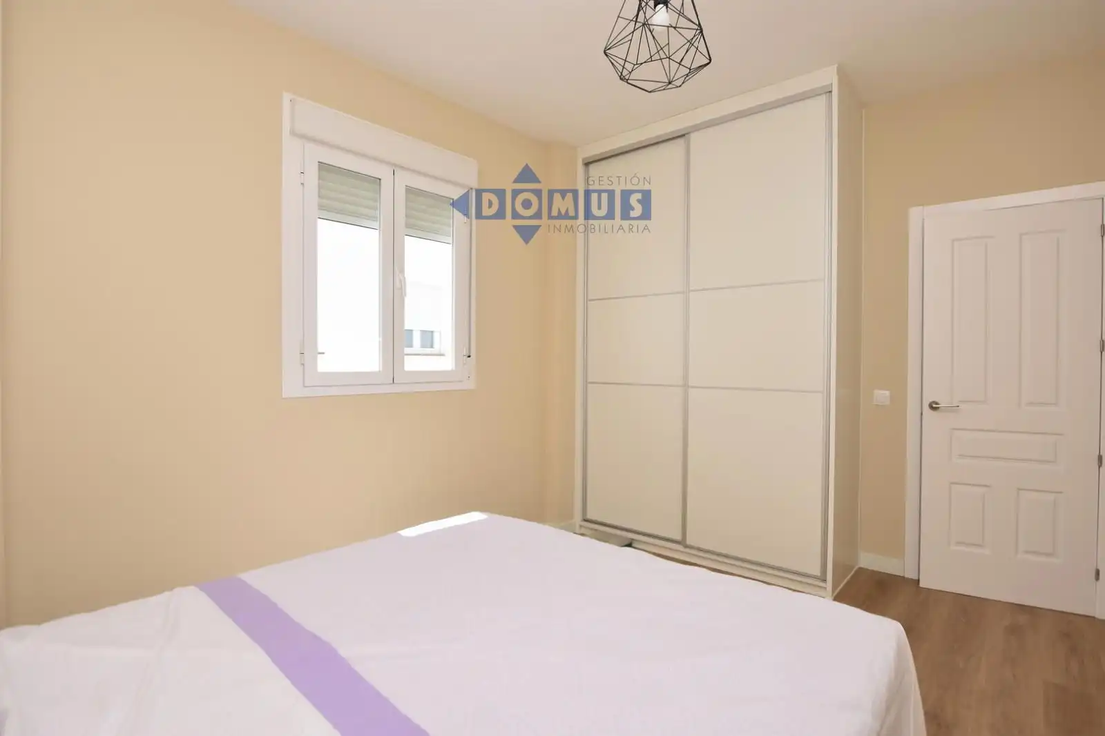 Bedroom of Flat for rent in Ronda  with Air Conditioner and Terrace