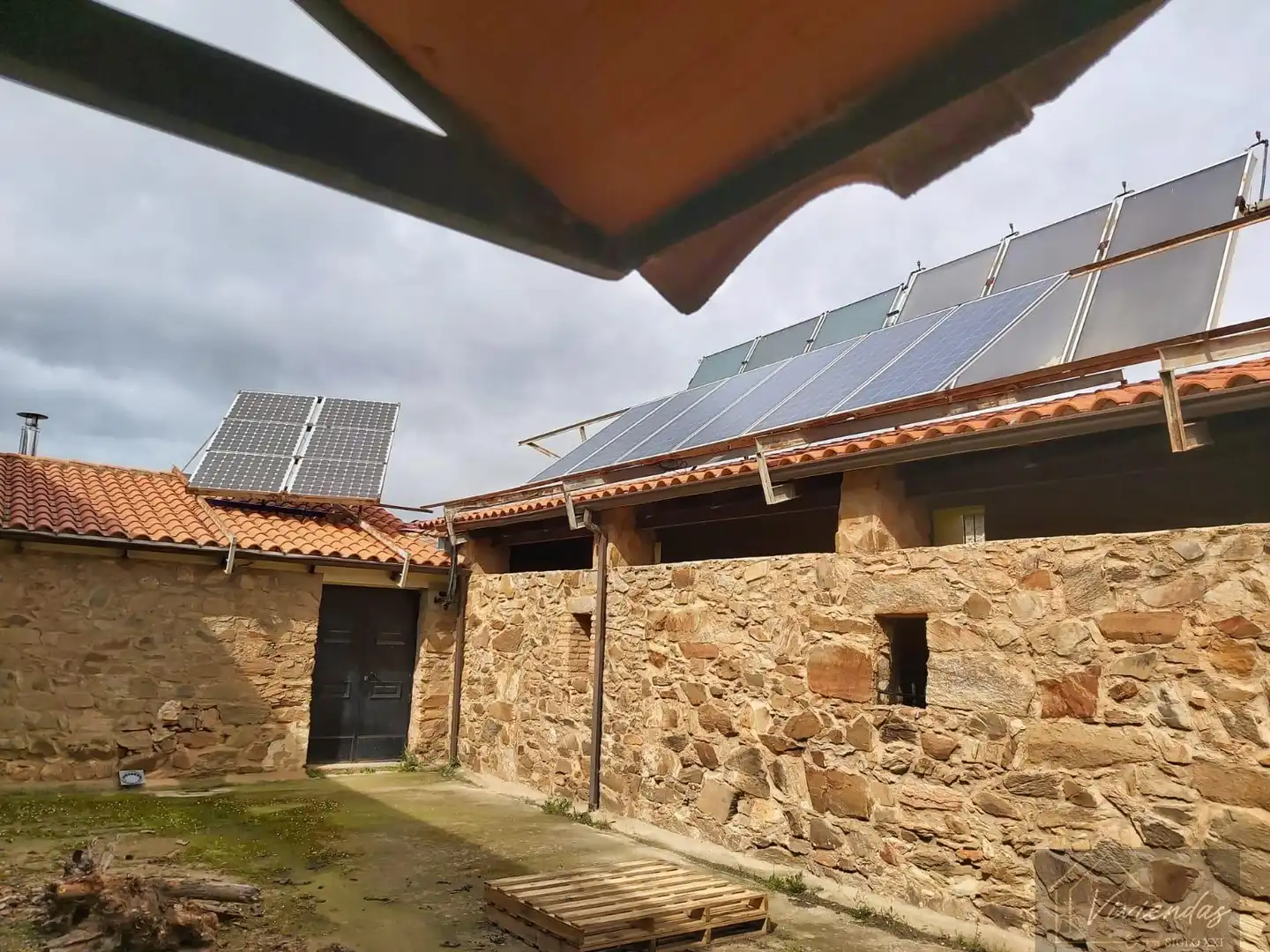 Vista exterior de Finca rústica en venta en Villanueva de la Serena con Trastero, Amueblado y Alarma