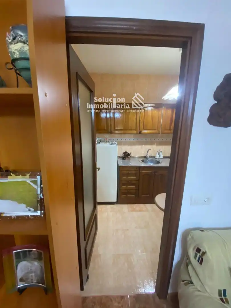 Cuina de Casa o xalet en venda en Calvarrasa de Arriba amb Traster i Moblat