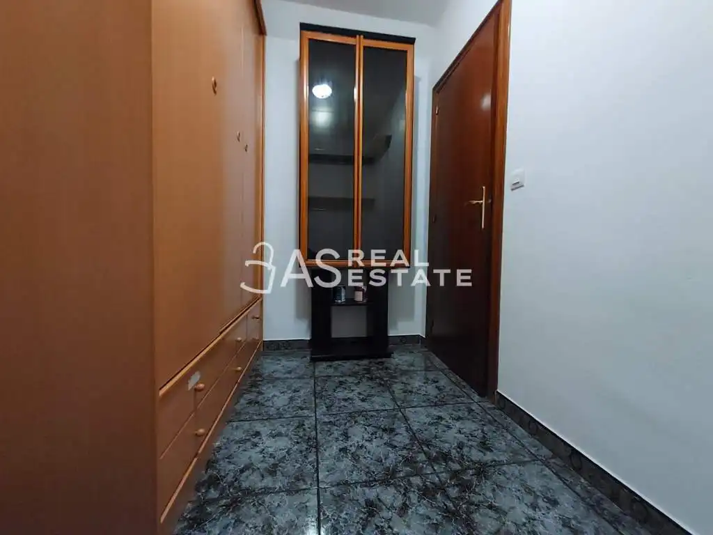 Piso en venta en L'Hospitalet de Llobregat con Aire acondicionado y Amueblado