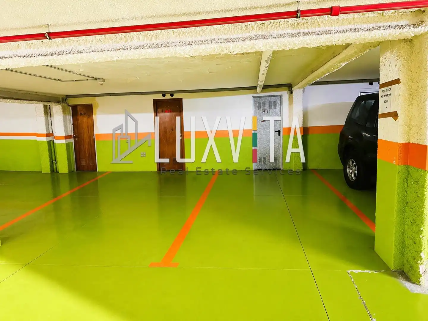Parking de Apartamento en venta en Arona con Terraza y Piscina comunitaria