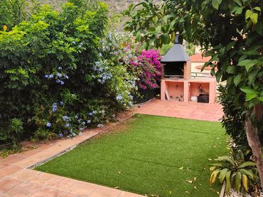 Adossat amb jardí en venda a Segur de Calafell