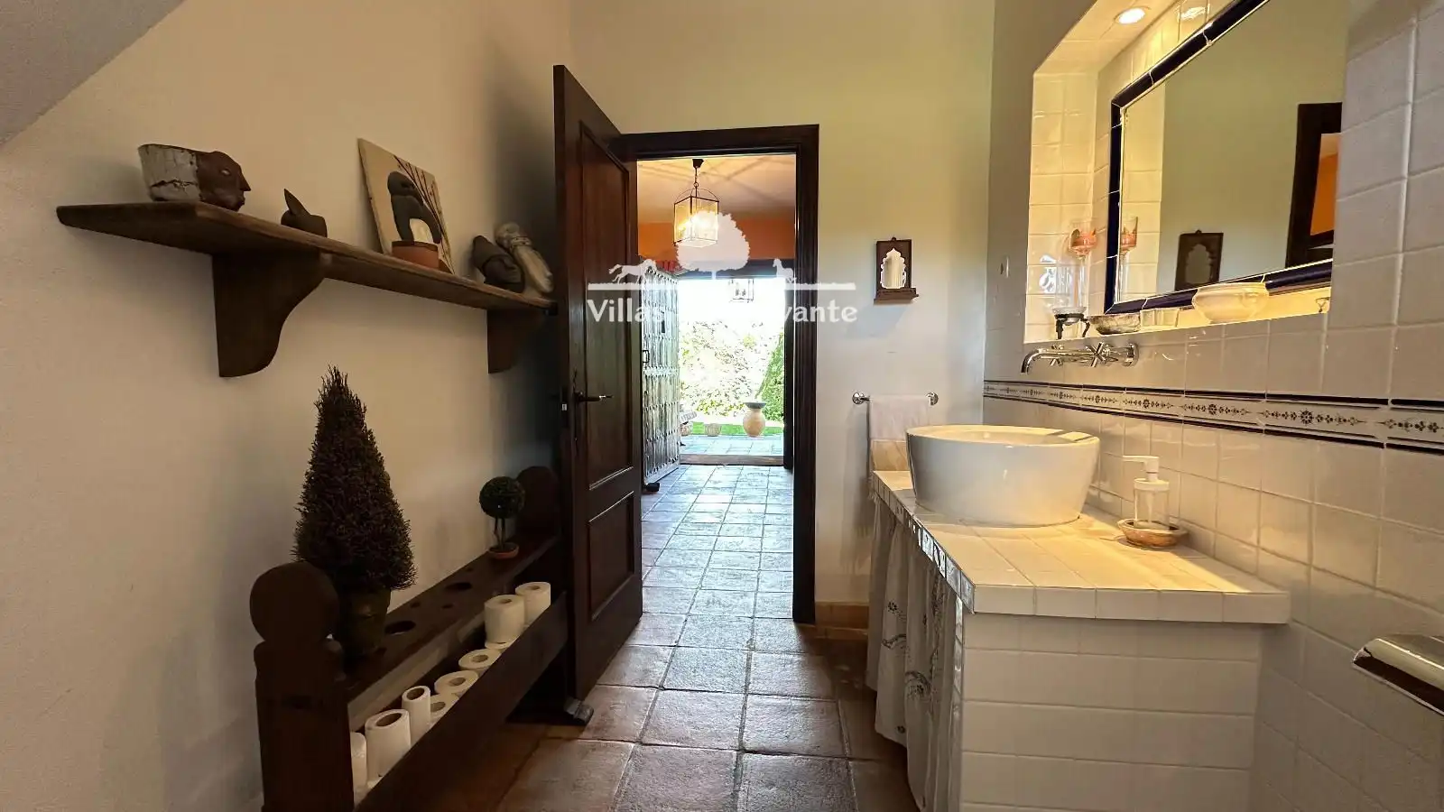 Bathroom of Houses for sale in Villanueva de la Cañada  with Air Conditioner, Heating and Parquet flooring