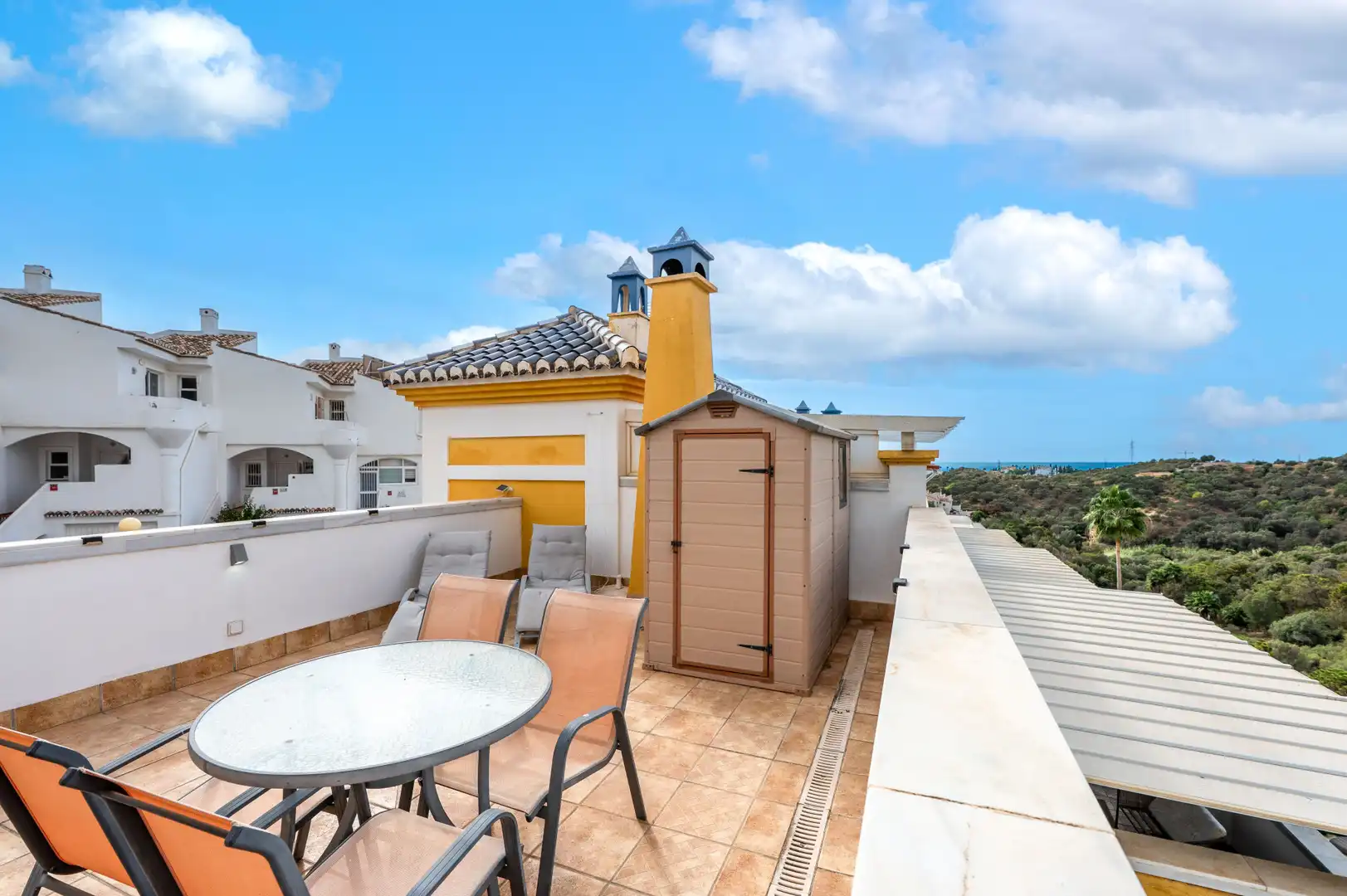 Casa pareada con piscina en venta en Calahonda, imagen 26