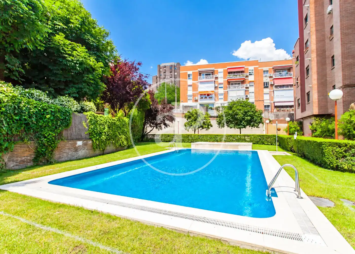 Flat for rent in Calle A. Baldasano, Colina