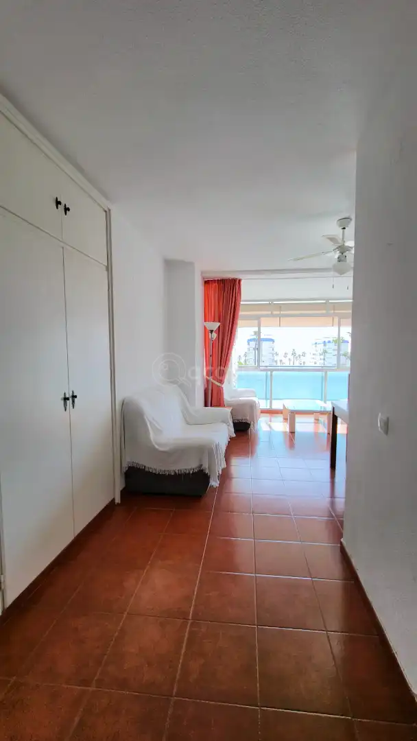 Living room of Apartments for sale in Benalmádena  with Air Conditioner, Furnished and Oven