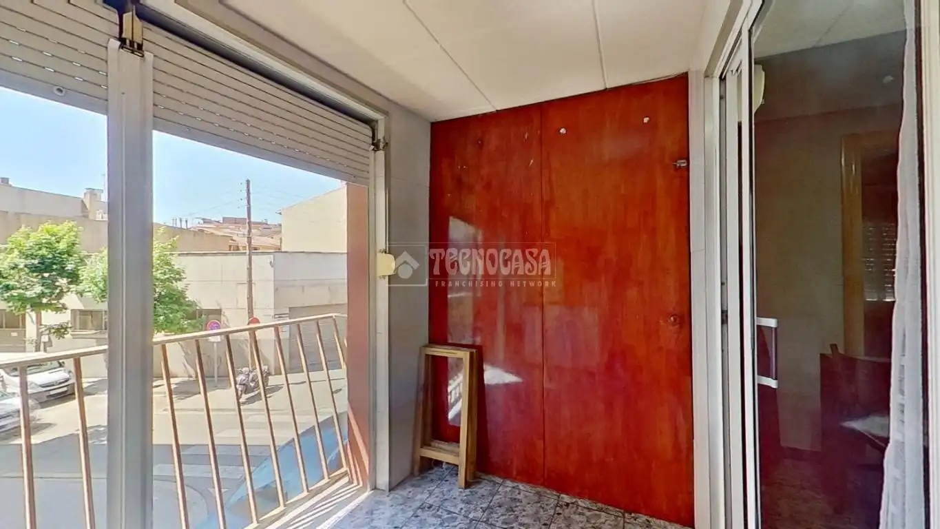 Terraza de Piso en venta en Barberà del Vallès con Calefacción y Balcón
