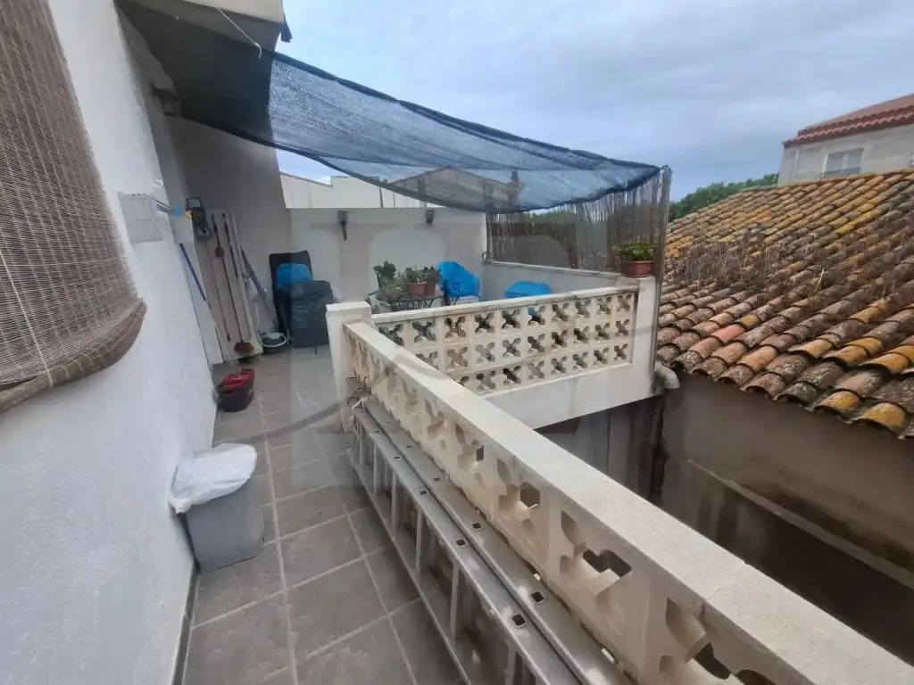 Terraza de Edificio en venta en Montbrió del Camp