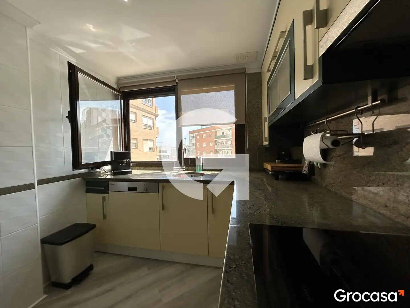 Piso en venta en CL DIAGONAL, Nuevo Centro