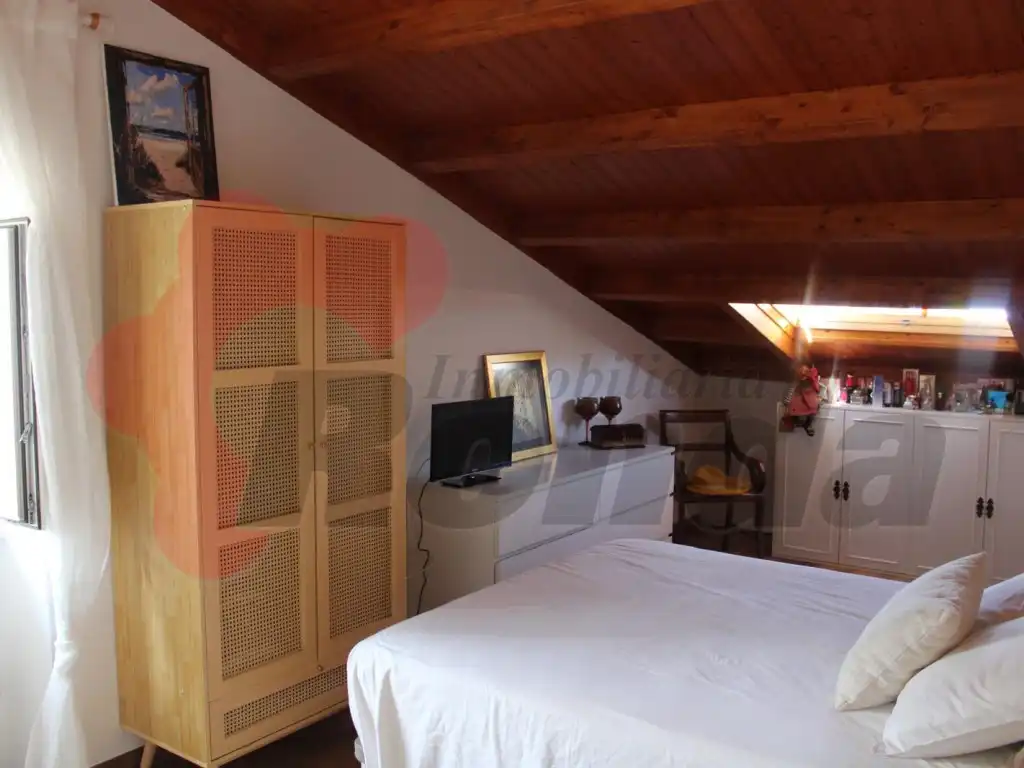 Habitación de Dúplex en venta en Lugo con Amueblado