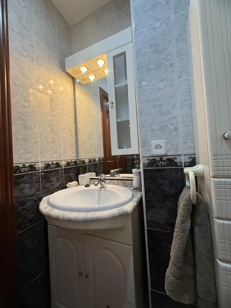 Baño de Piso en venta en Madrid con Calefacción y Terraza