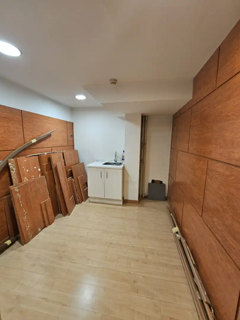 Büro zur Miete in Barcelona mit Klimaanlage und Balkon