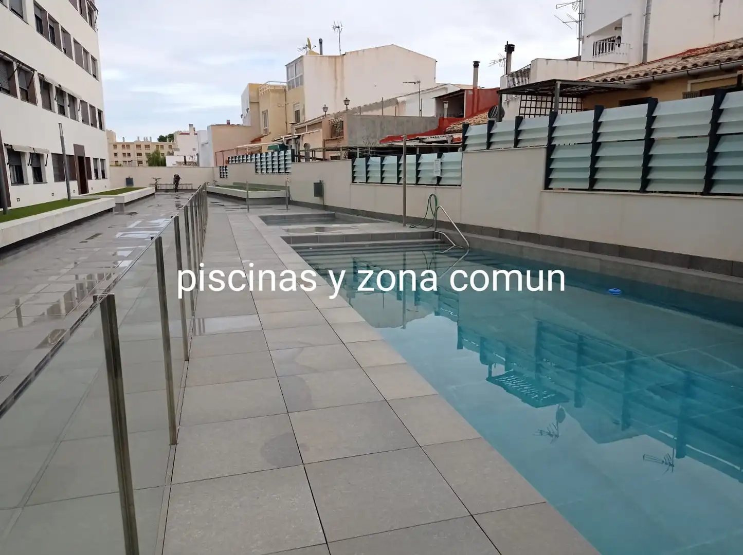 Piscina de Apartament en venda en Sant Joan d'Alacant amb Aire condicionat, Calefacció i Terrassa